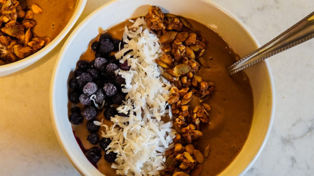 Low-Carb Metabolic Chocolate Smoothie Bowl. The Best Way to Start the Day!