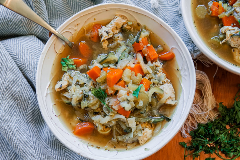 Anti-Inflammatory and Gut Healing Chicken Zoodle Soup – MetabolicLiving